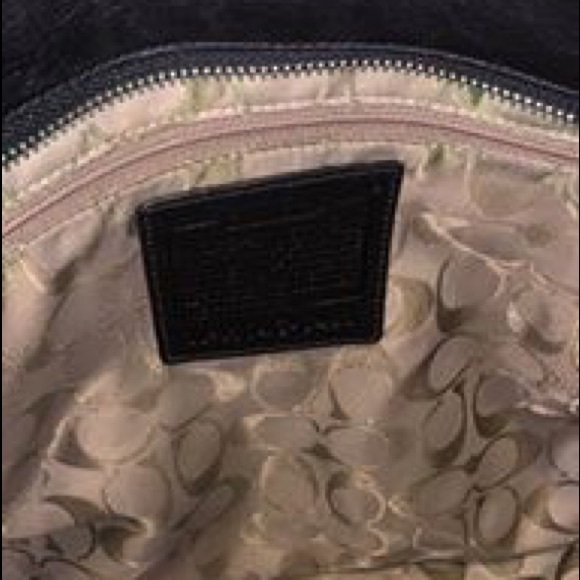 Purse - Picture 4 of 4